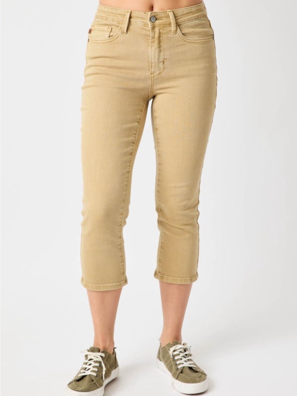 Judy Blue Cropped Mid Rise Jeans in Khaki